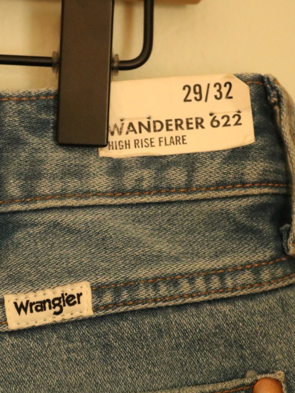 Wrangler Wanderer 622 high rise flare 29/32 - Picture 7 of 9